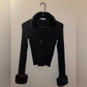 Black Faux Fur Trimmed Cropped Zip Up Sweater